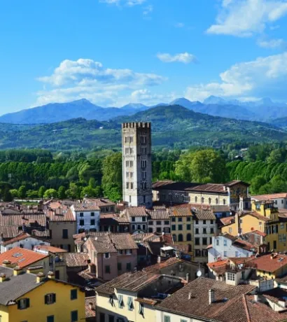 Sightseeing Trip to Lucca by Train