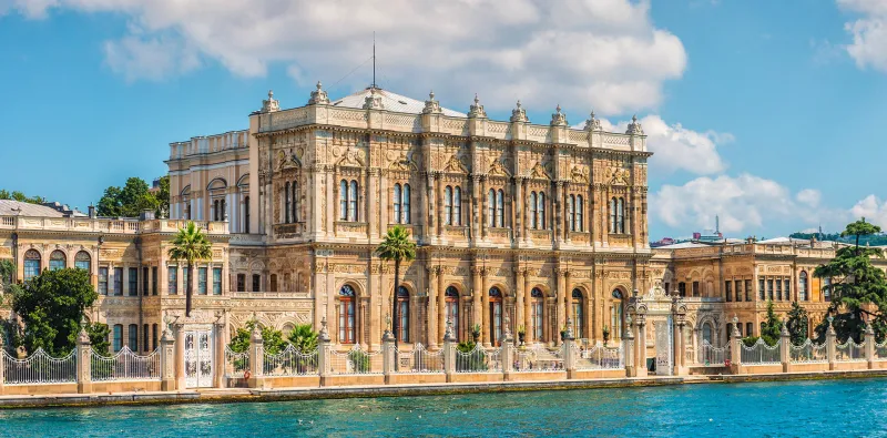 Half Day Tour of Dolmabahce Palace & Camlica Hill